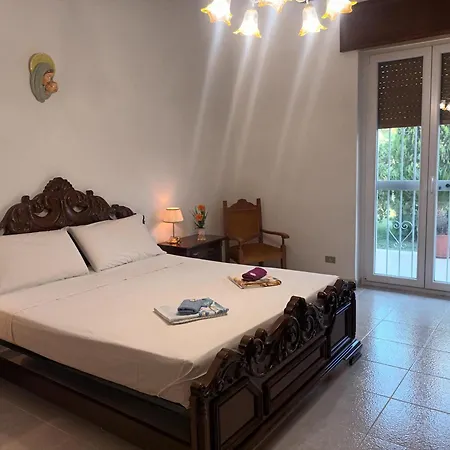 Holiday home Il Carrubo